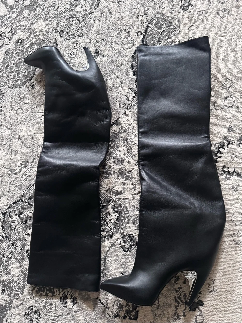 NEW!!! Alexander McQueen Black Over-the-Knee Pointed Toe Boots Sz 7.5